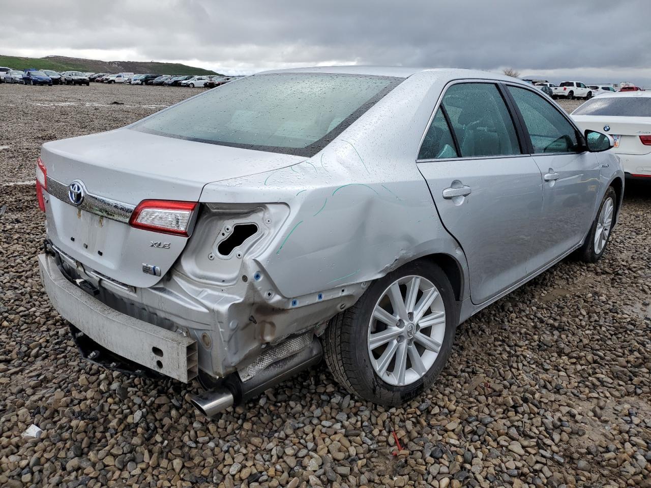 2012 TOYOTA CAMRY HYBR - Фото 3
