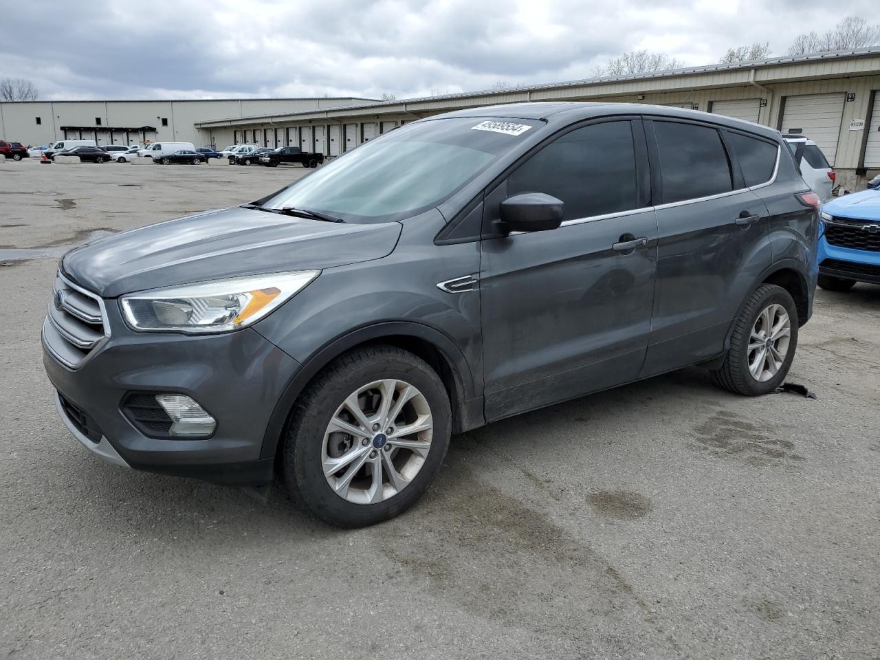 2017 FORD ESCAPE SE car image