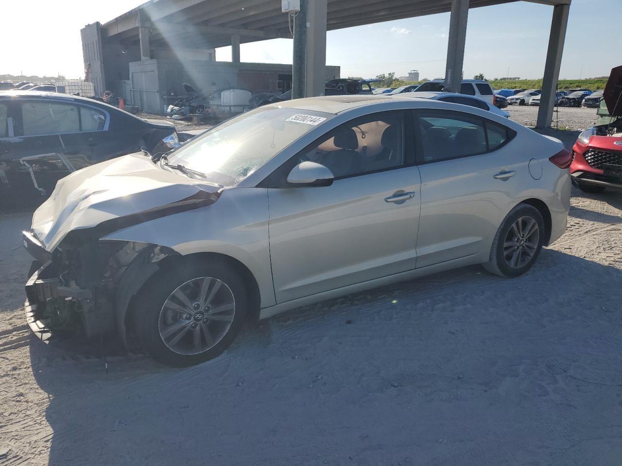 2018 HYUNDAI ELANTRA SE