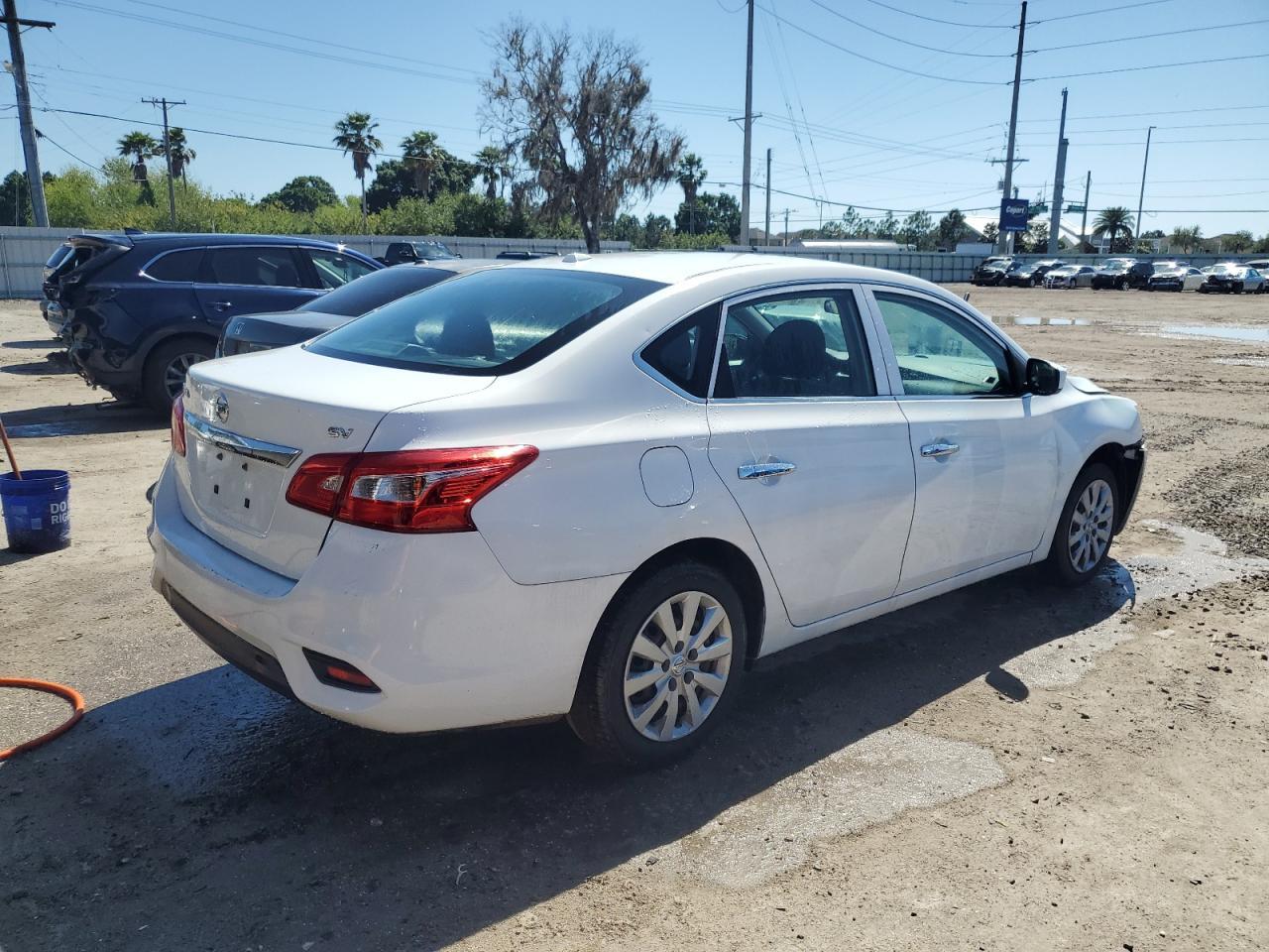 2017 NISSAN SENTRA S - Фото 3