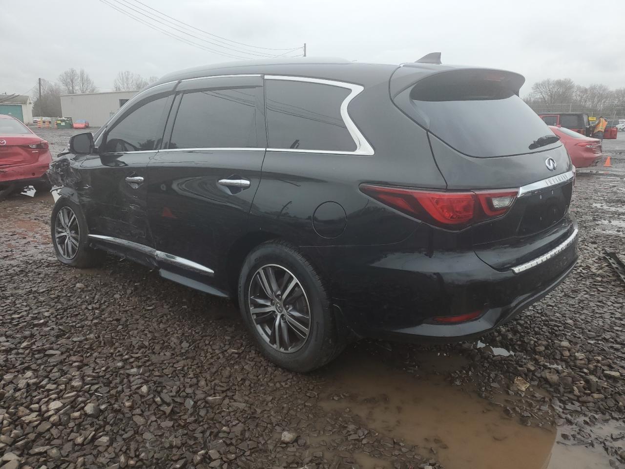 2019 INFINITI QX60 LUXE - Image 2