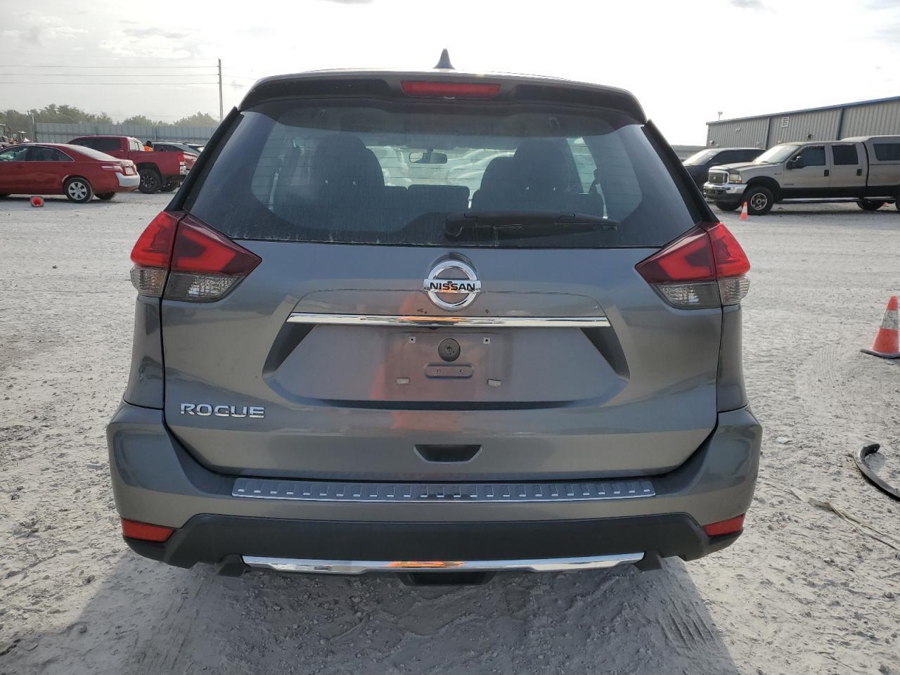 2018 NISSAN ROGUE S - Фото 6