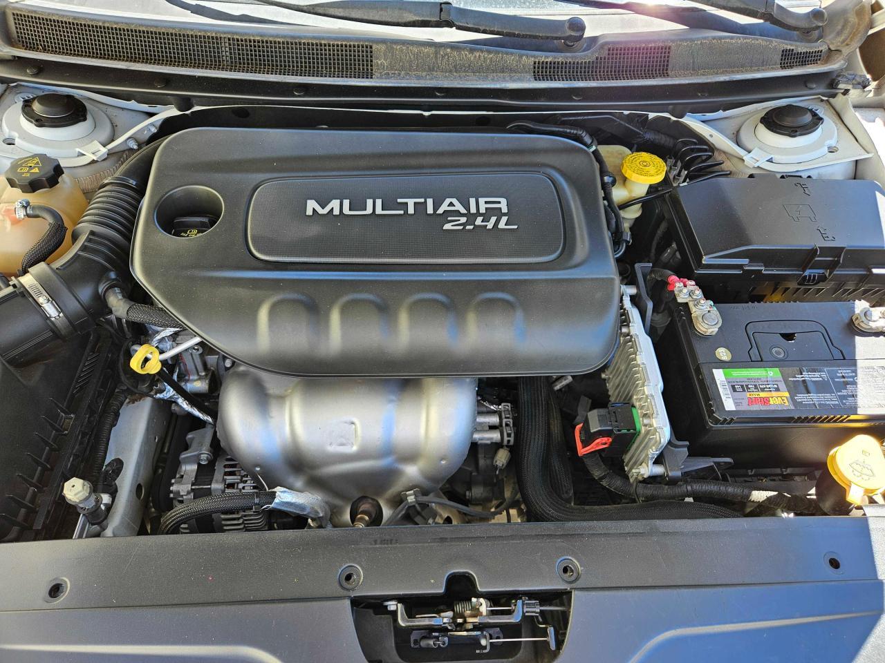 2015 CHRYSLER 200 LIMITE - Фото 7