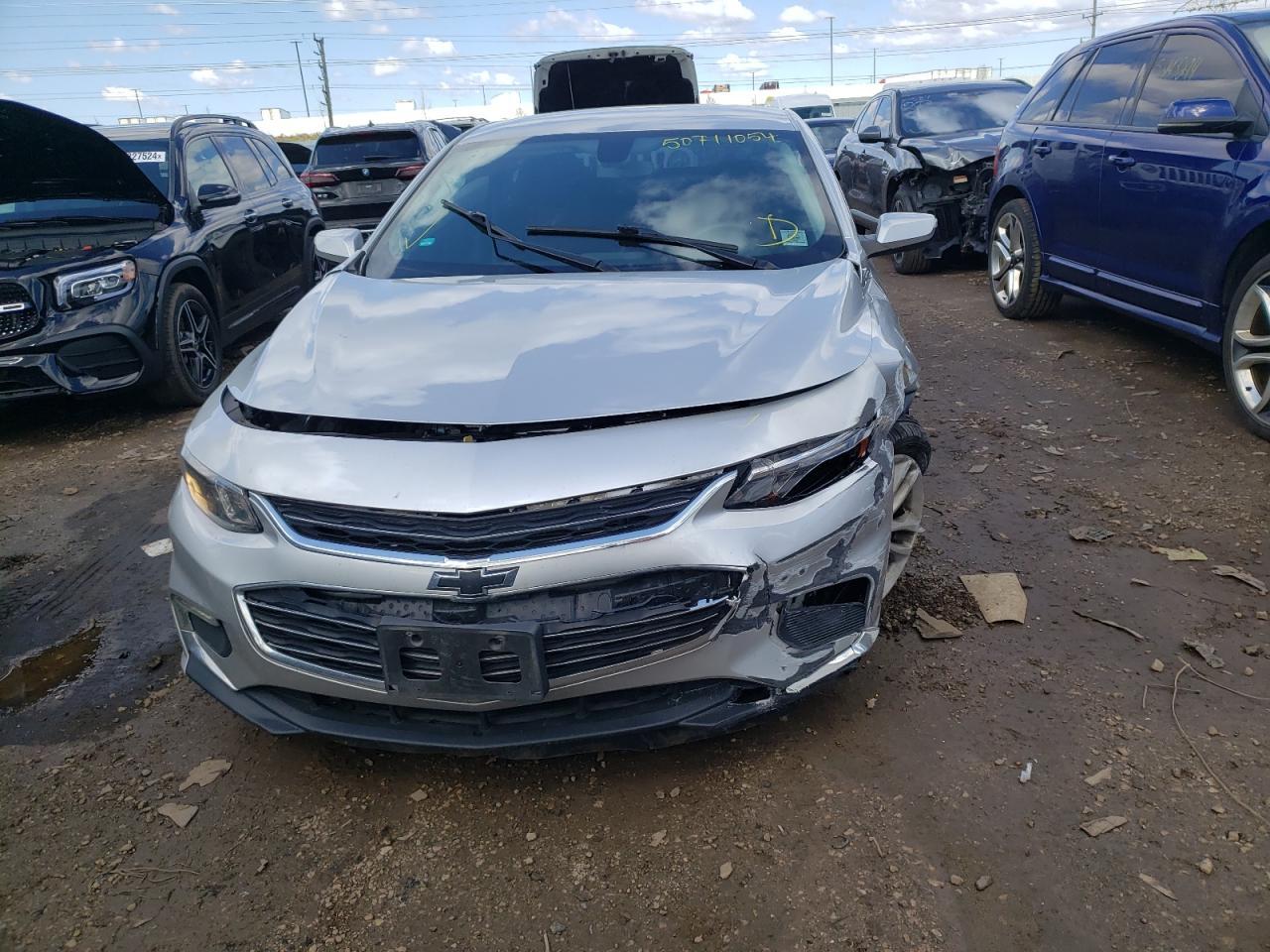 2017 CHEVROLET MALIBU LT - Image 5