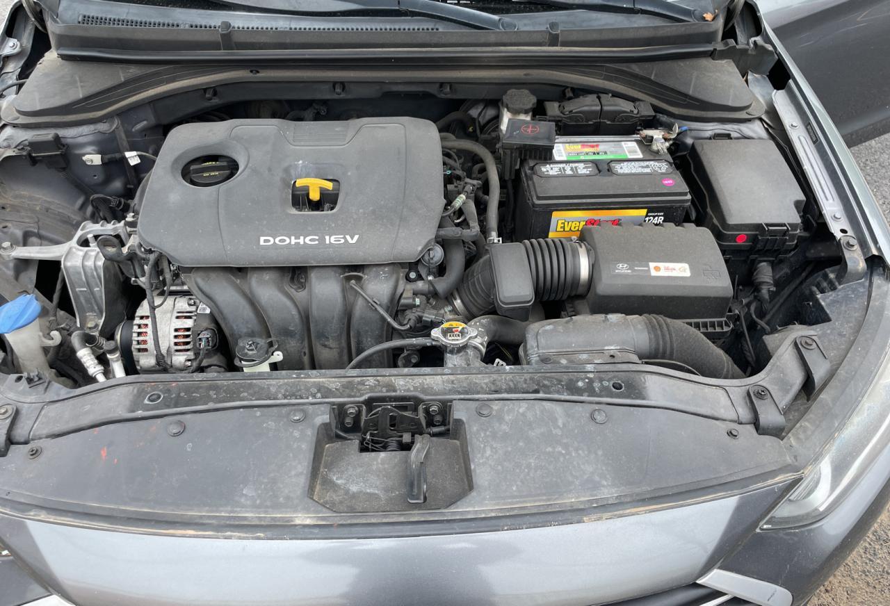 2018 HYUNDAI ELANTRA SE - Image 7