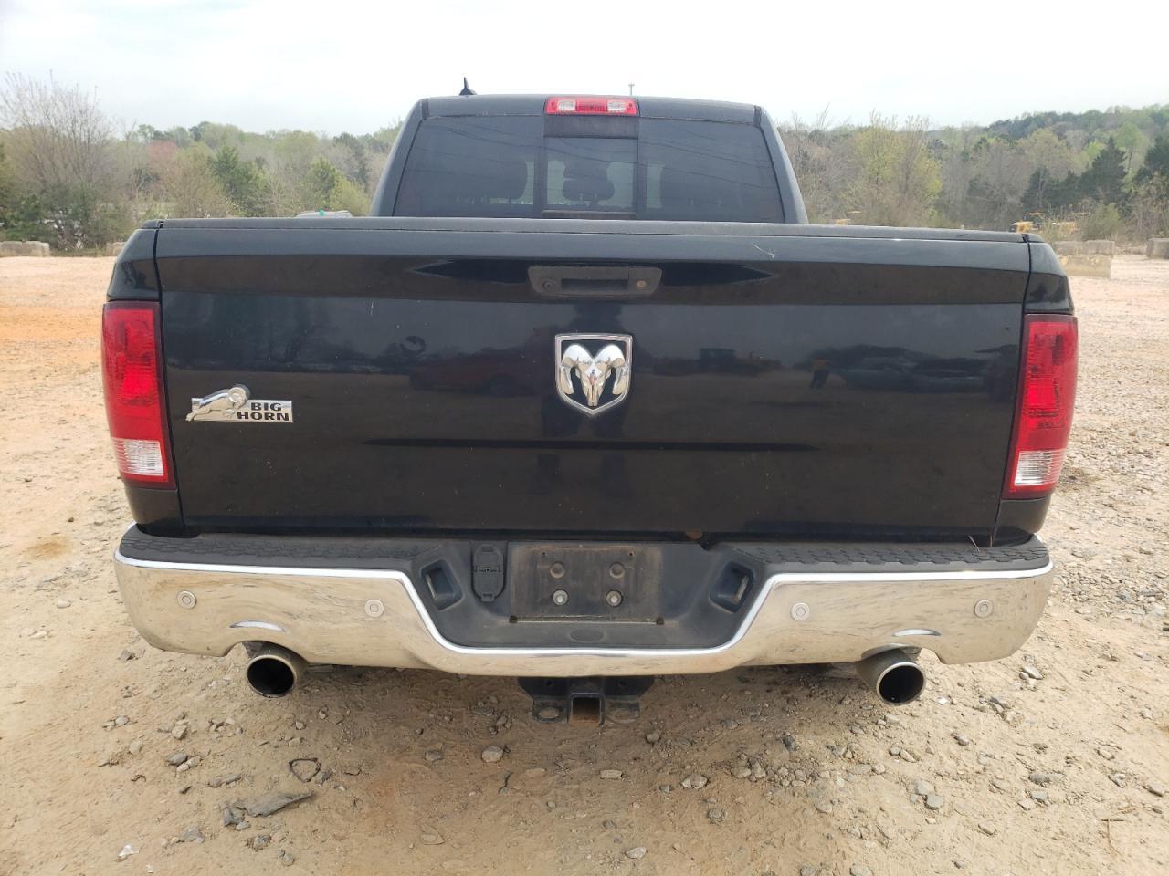 2017 RAM 1500 SLT - Image 6
