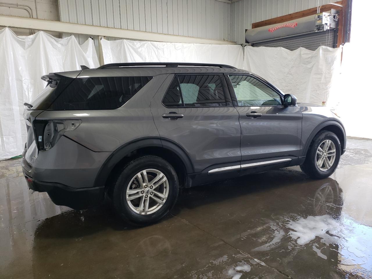 2023 FORD EXPLORER X - Image 3