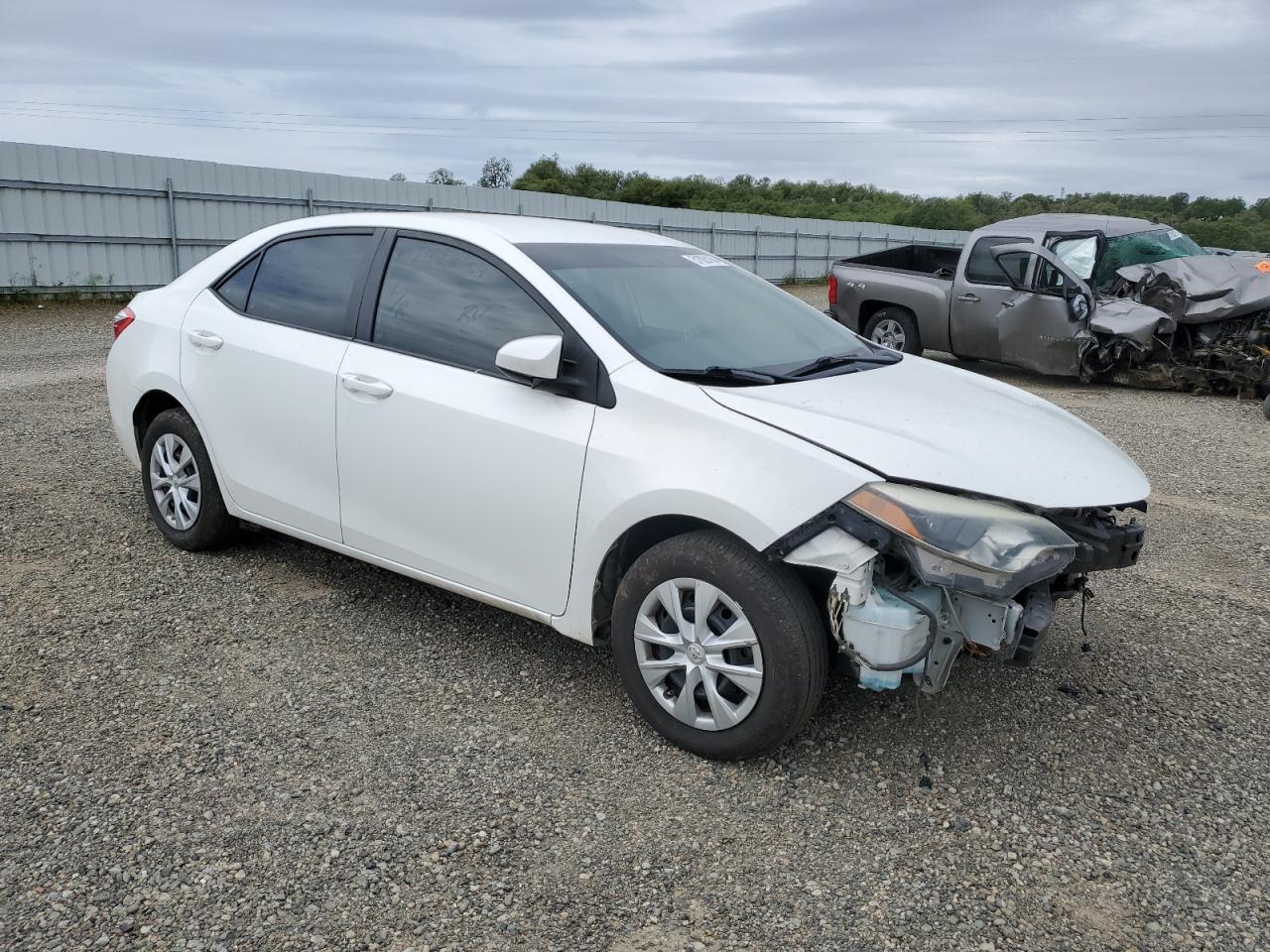2015 TOYOTA COROLLA L - Image 4