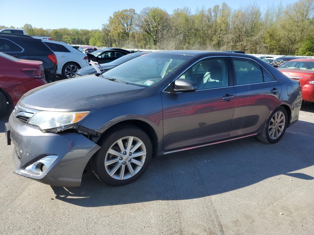 2014 TOYOTA CAMRY L
