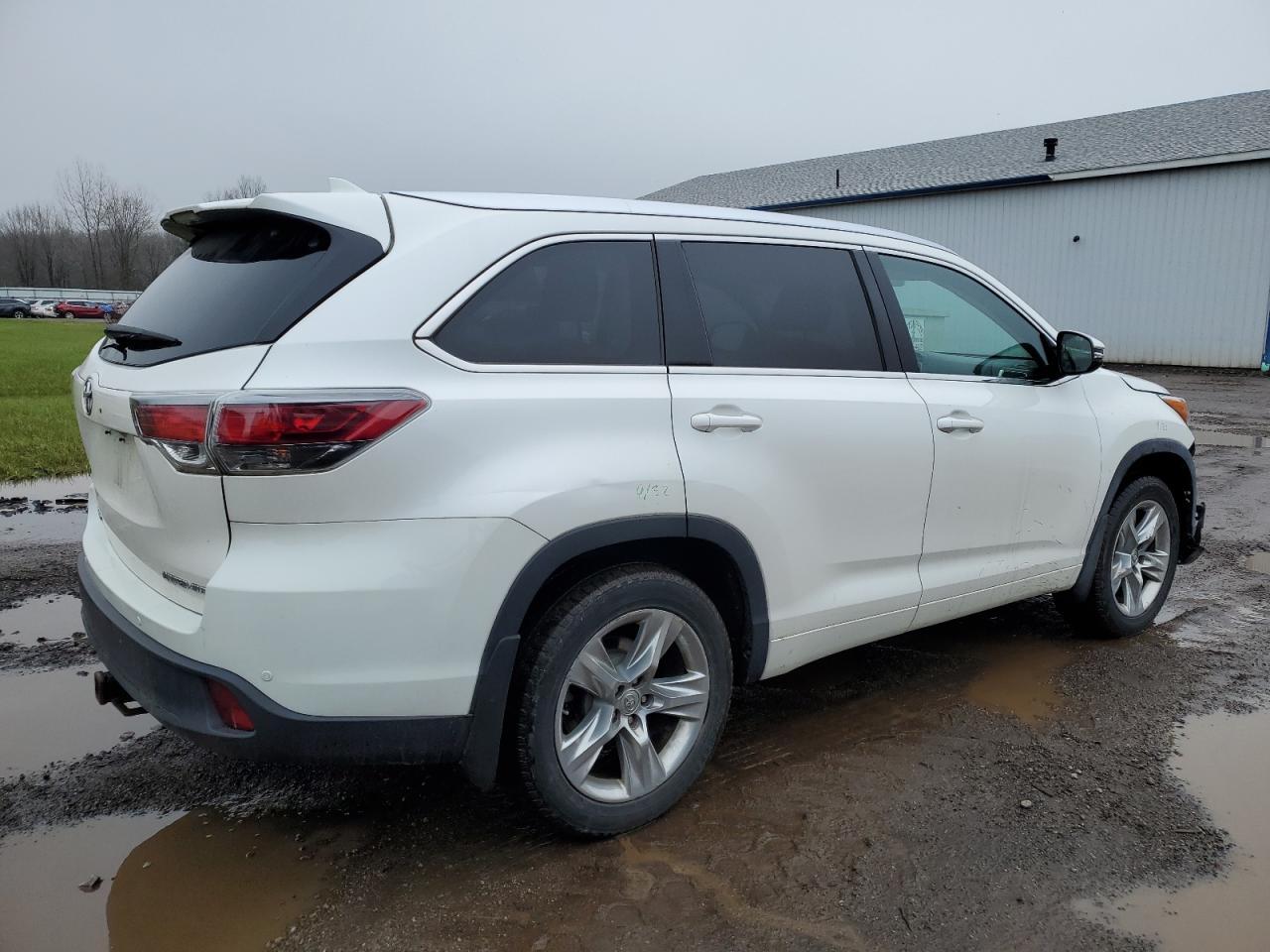 2015 TOYOTA HIGHLANDER - Фото 3