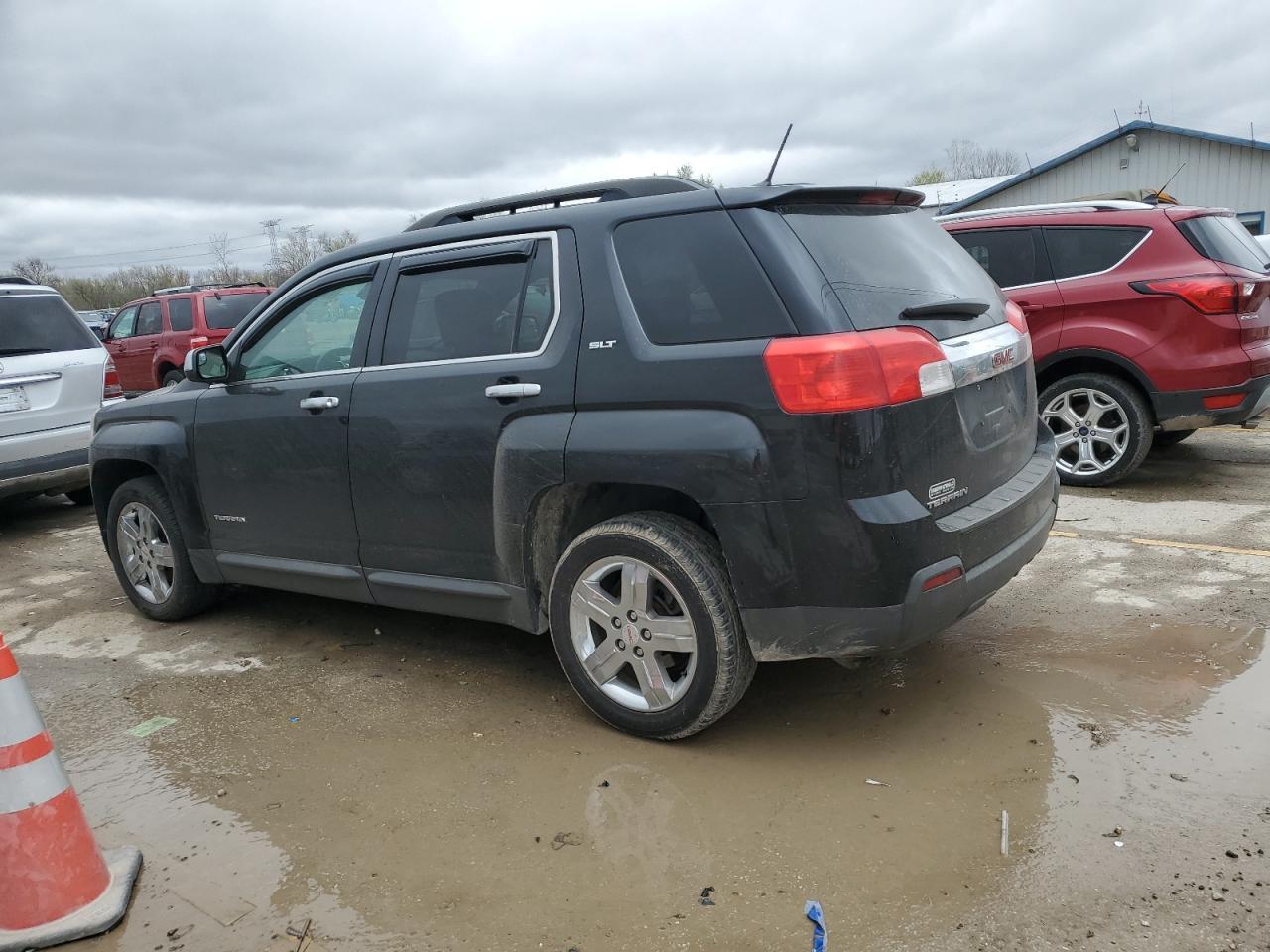 2013 GMC TERRAIN SL - Image 2
