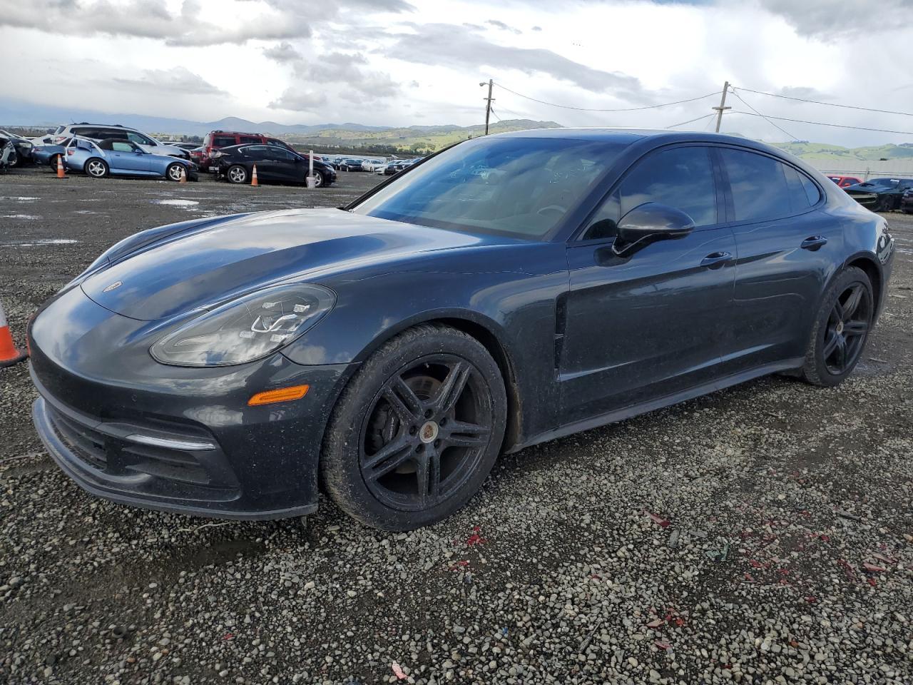 2018 PORSCHE PANAMERA 4