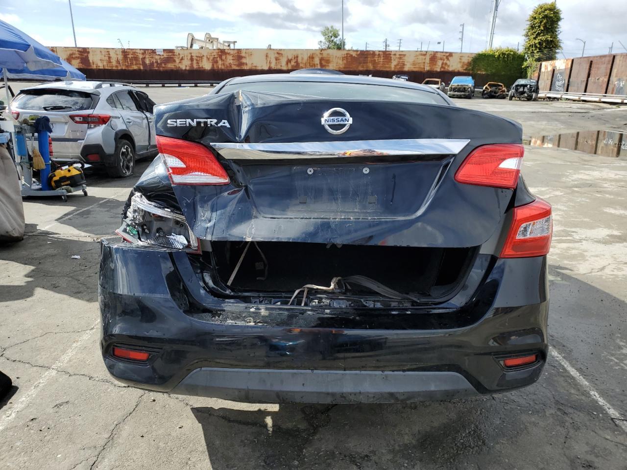 2016 NISSAN SENTRA S - Фото 6