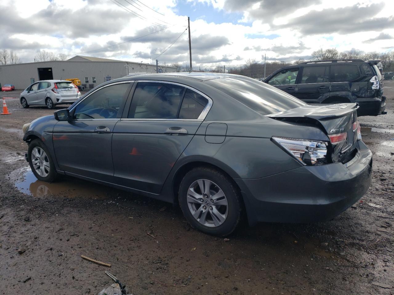 2011 HONDA ACCORD LXP - Image 2