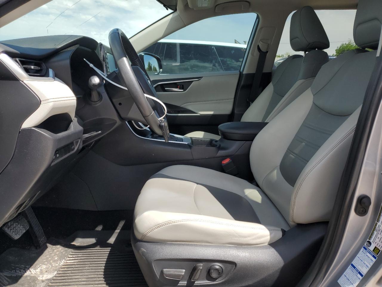 2019 TOYOTA RAV4 XLE P - Image 7