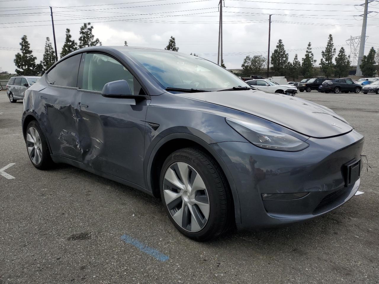 2023 TESLA MODEL Y - Фото 4