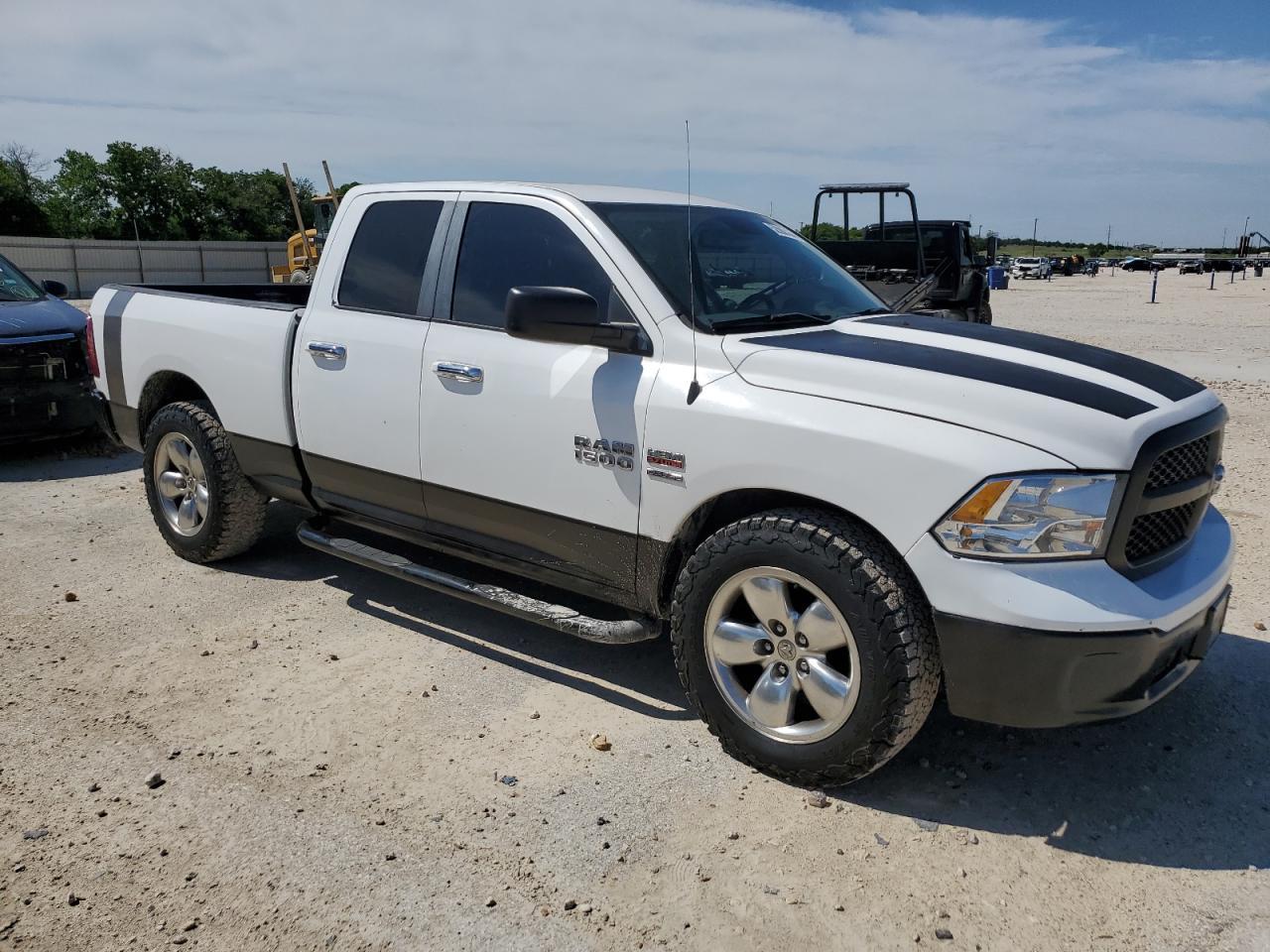 2020 RAM 1500 CLASS - Image 4