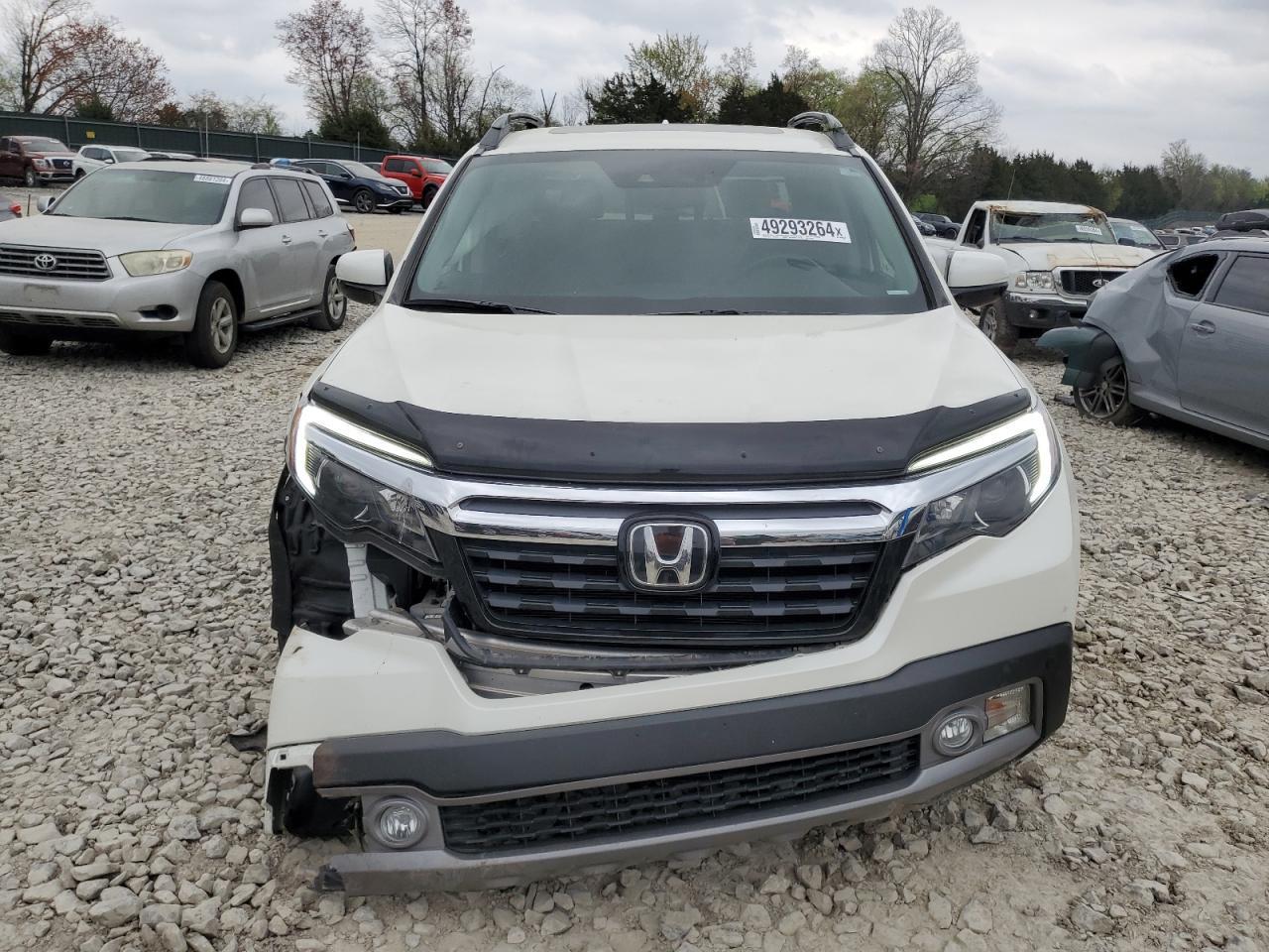 2017 HONDA RIDGELINE - Фото 5