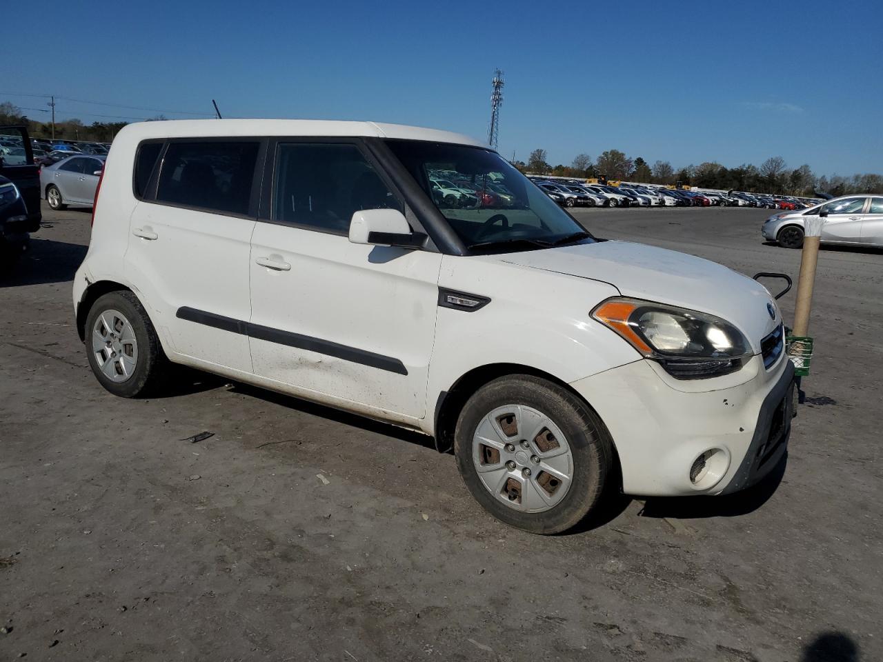 2013 KIA SOUL - Image 4