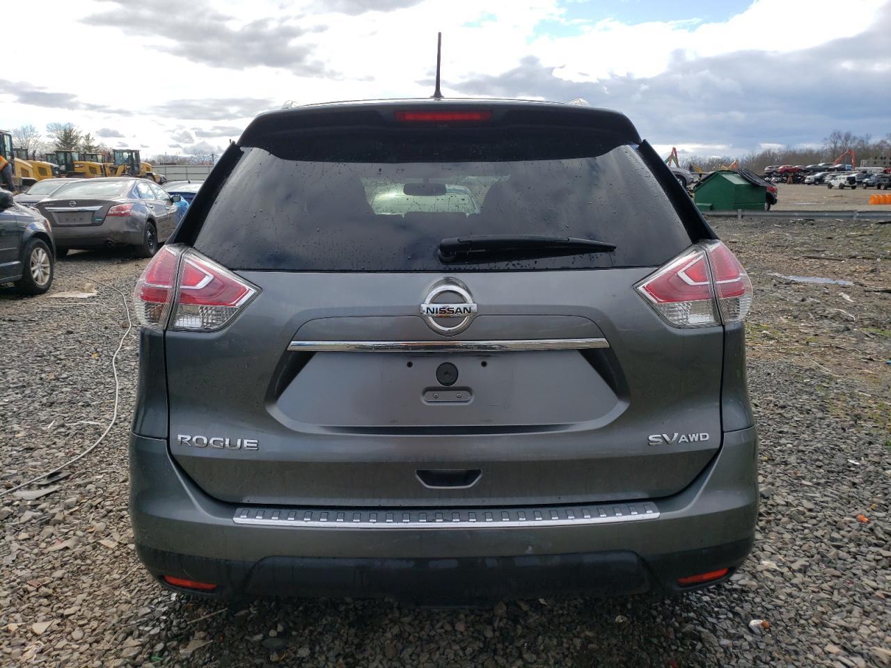 2015 NISSAN ROGUE S - Image 6