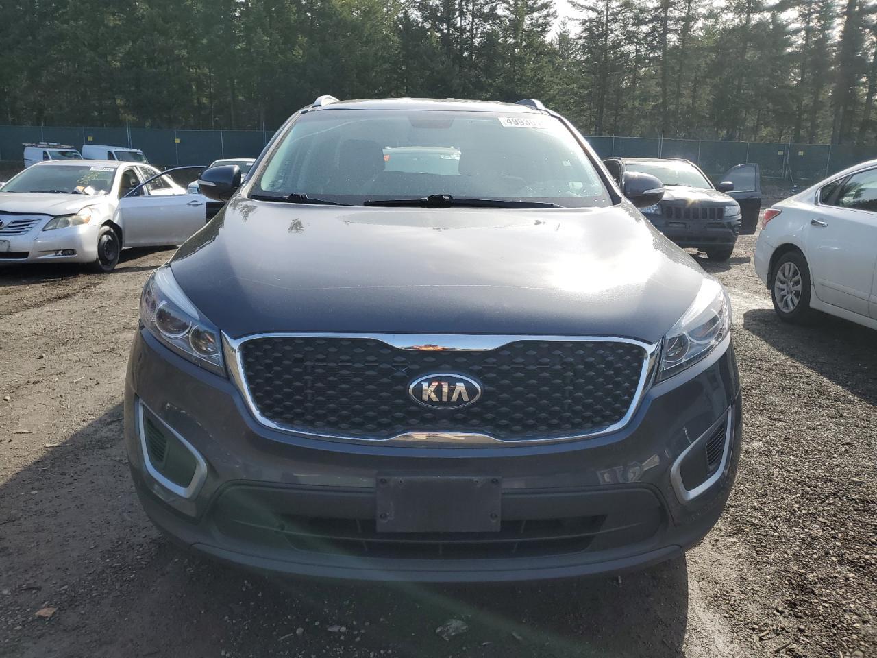 2017 KIA SORENTO LX - Image 5