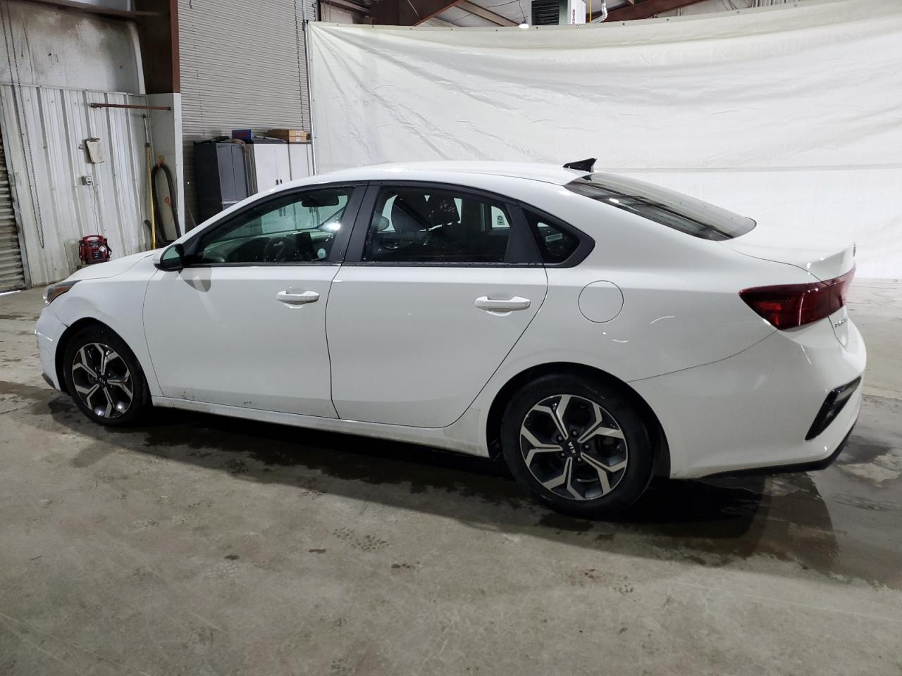 2021 KIA FORTE FE - Фото 2
