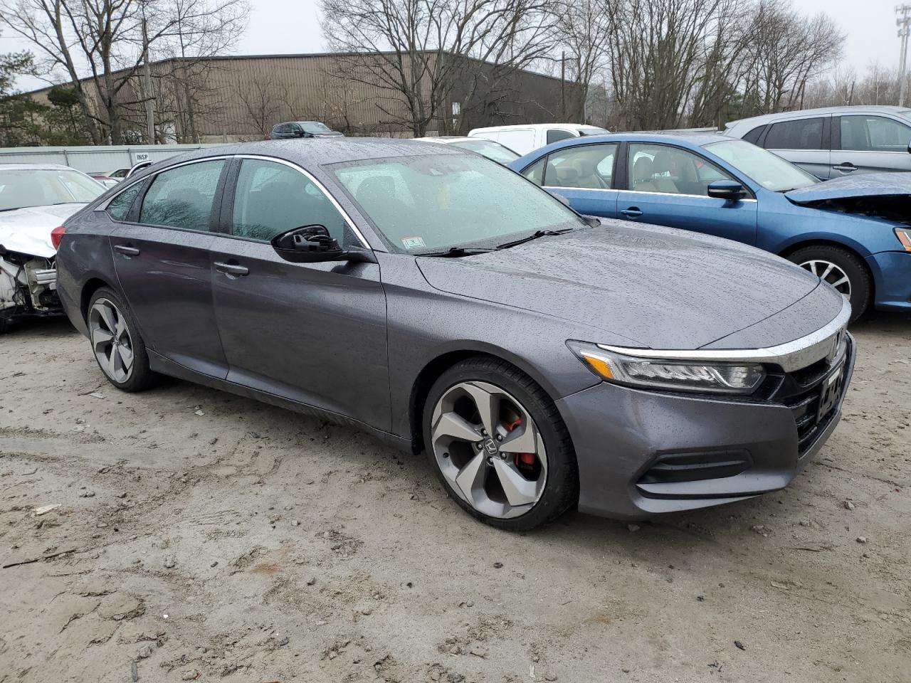 2018 HONDA ACCORD LX - Image 4