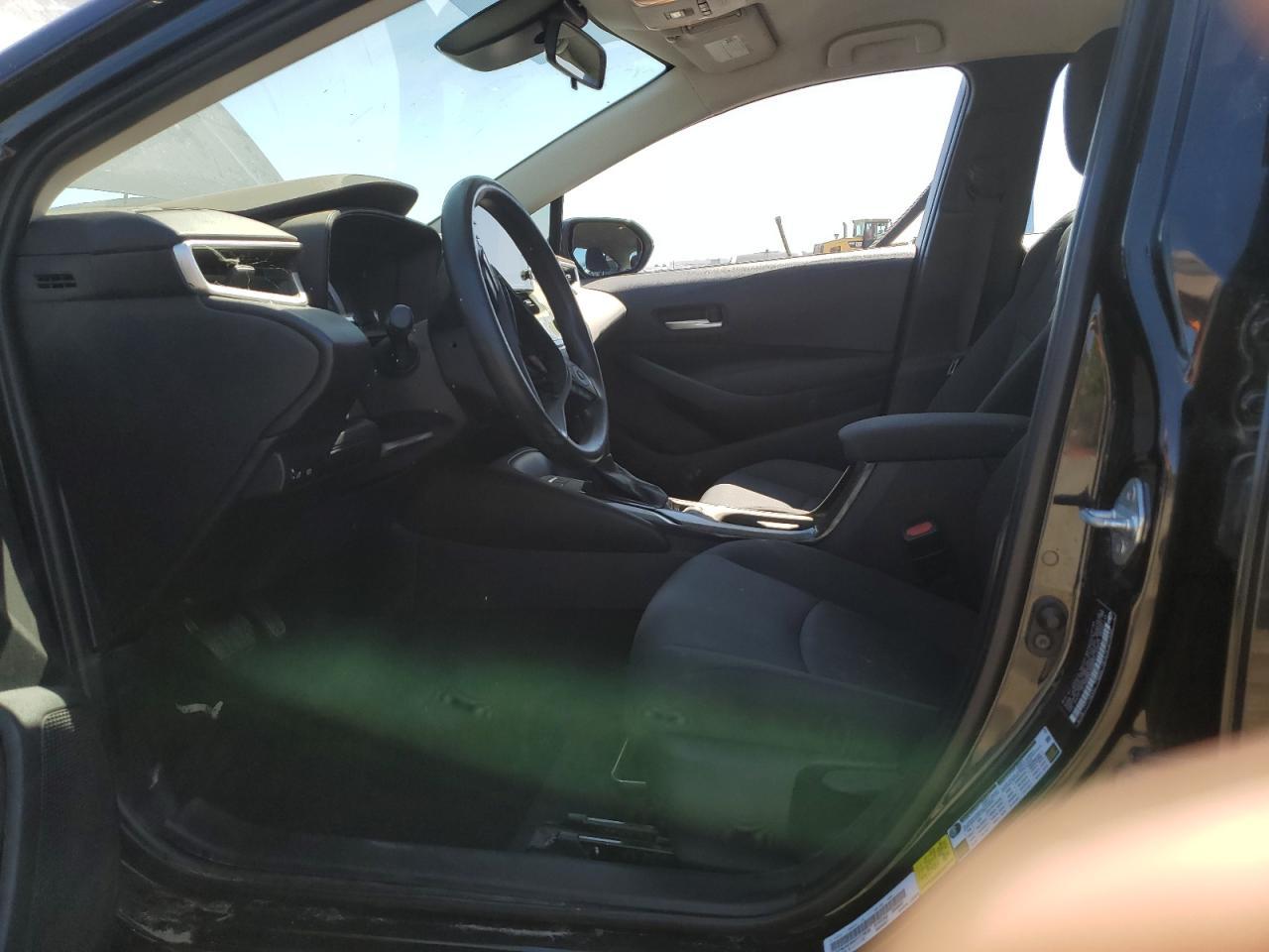 2021 TOYOTA COROLLA LE - Фото 7