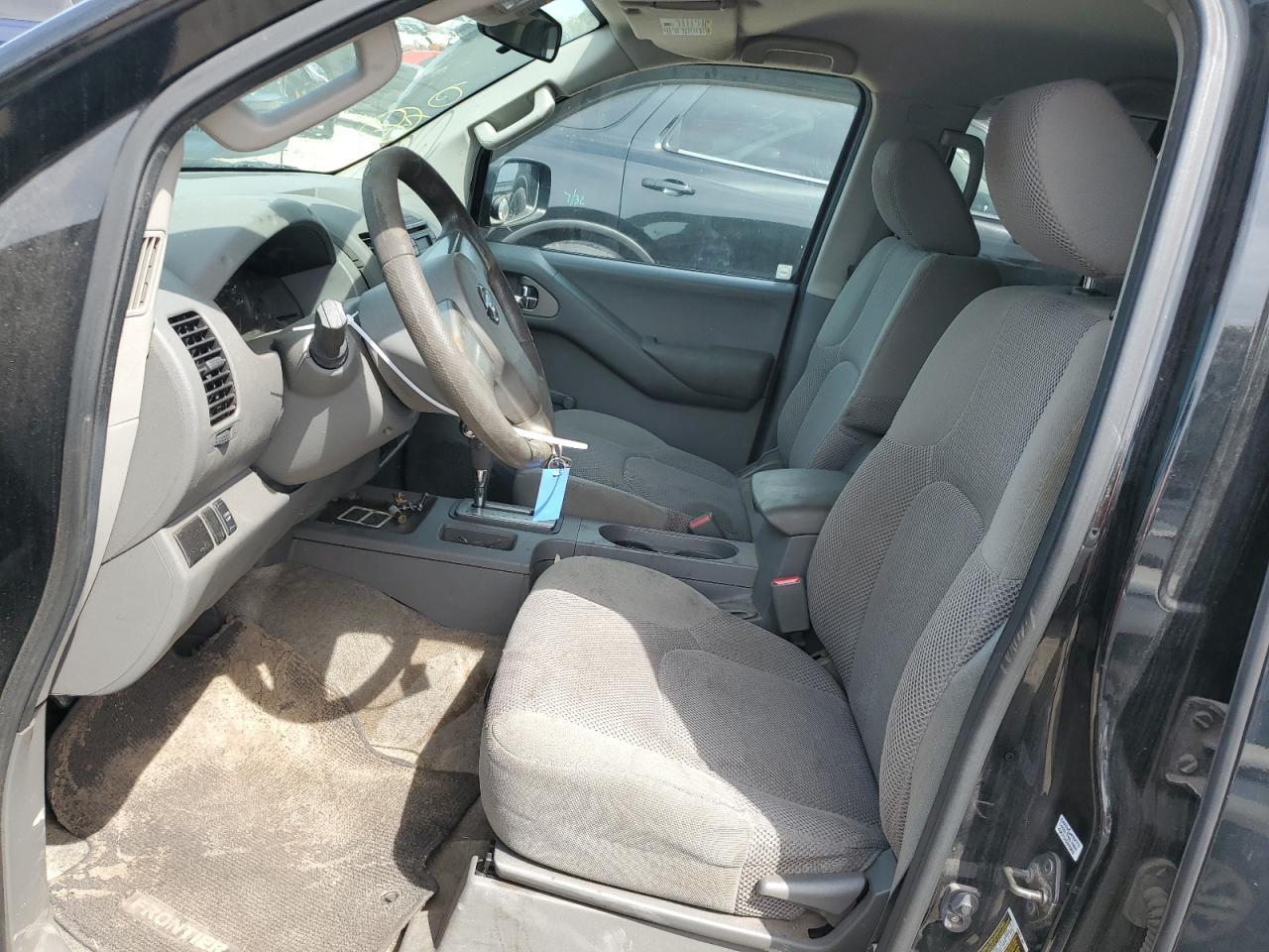 2012 NISSAN FRONTIER S - Фото 7