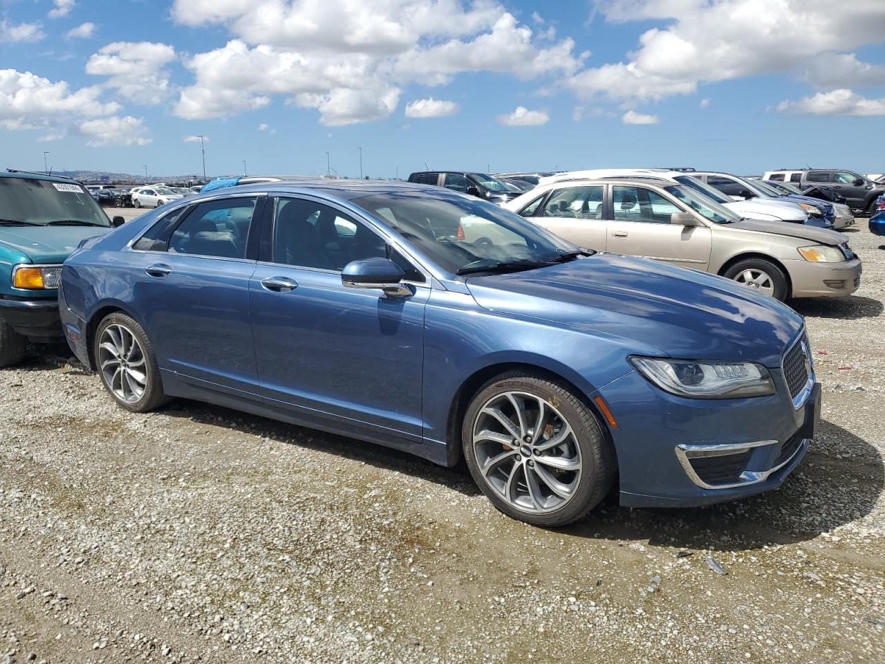 2019 LINCOLN MKZ RESERV - Image 4