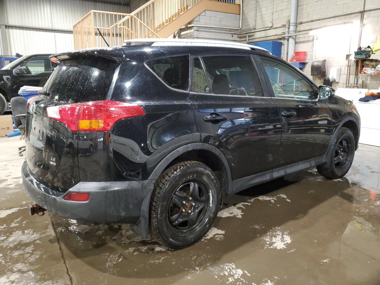 2014 TOYOTA RAV4 LE - Image 3