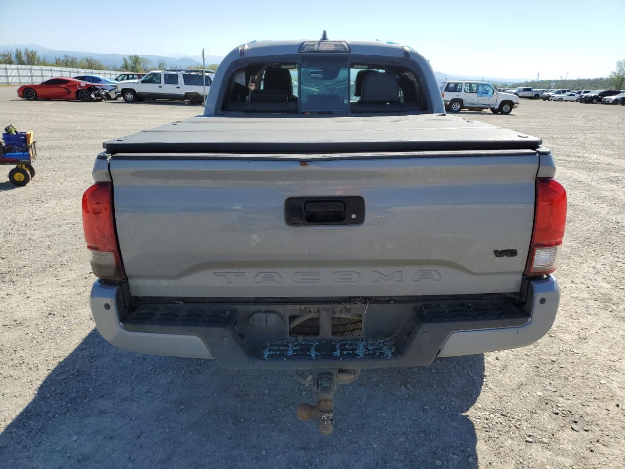 2019 TOYOTA TACOMA DOU - Фото 6