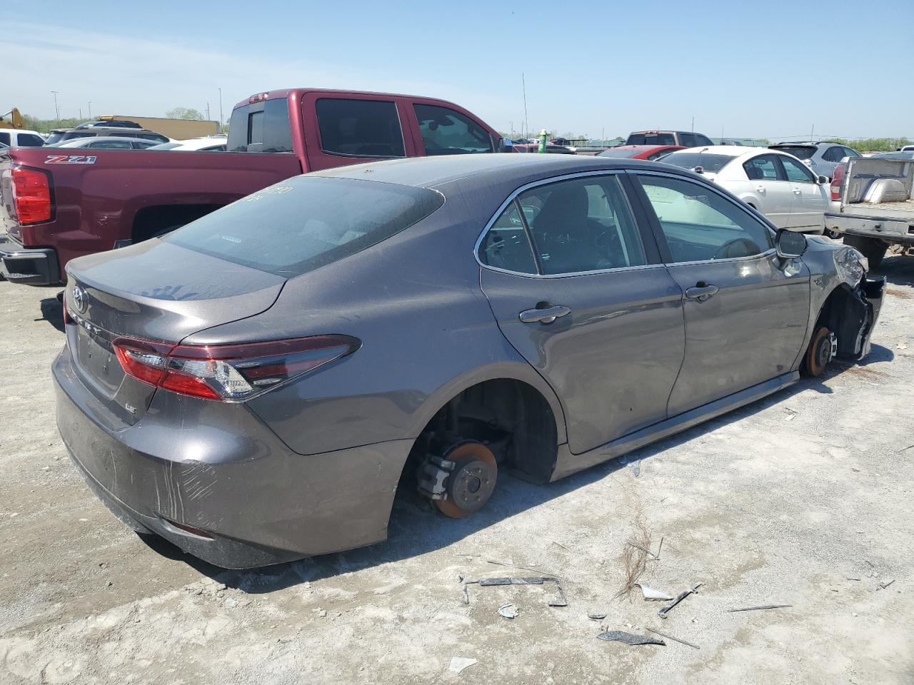 2023 TOYOTA CAMRY LE - Image 3