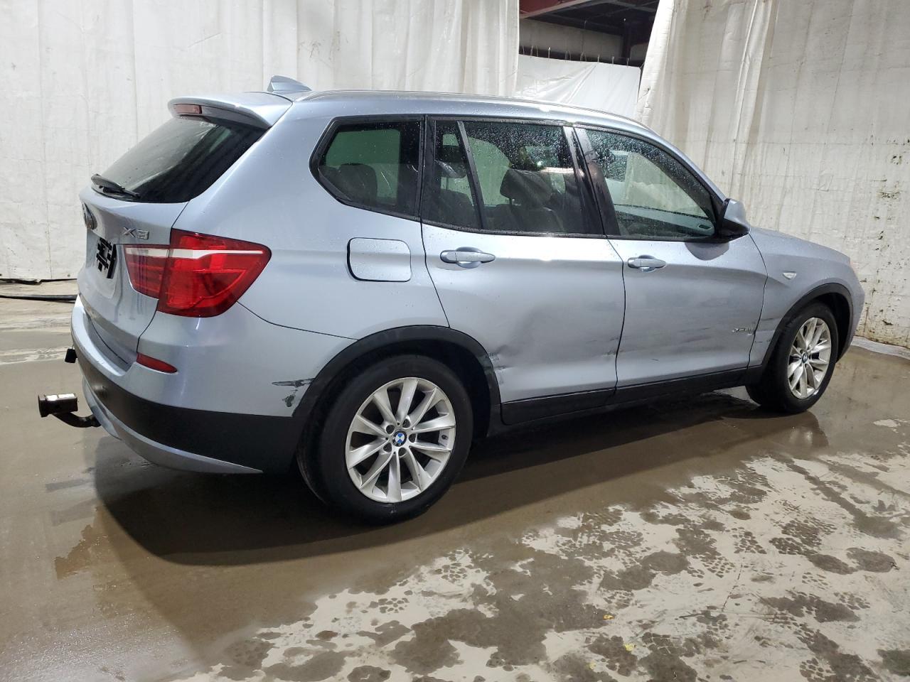 2014 BMW X3 XDRIVE2 - Image 3