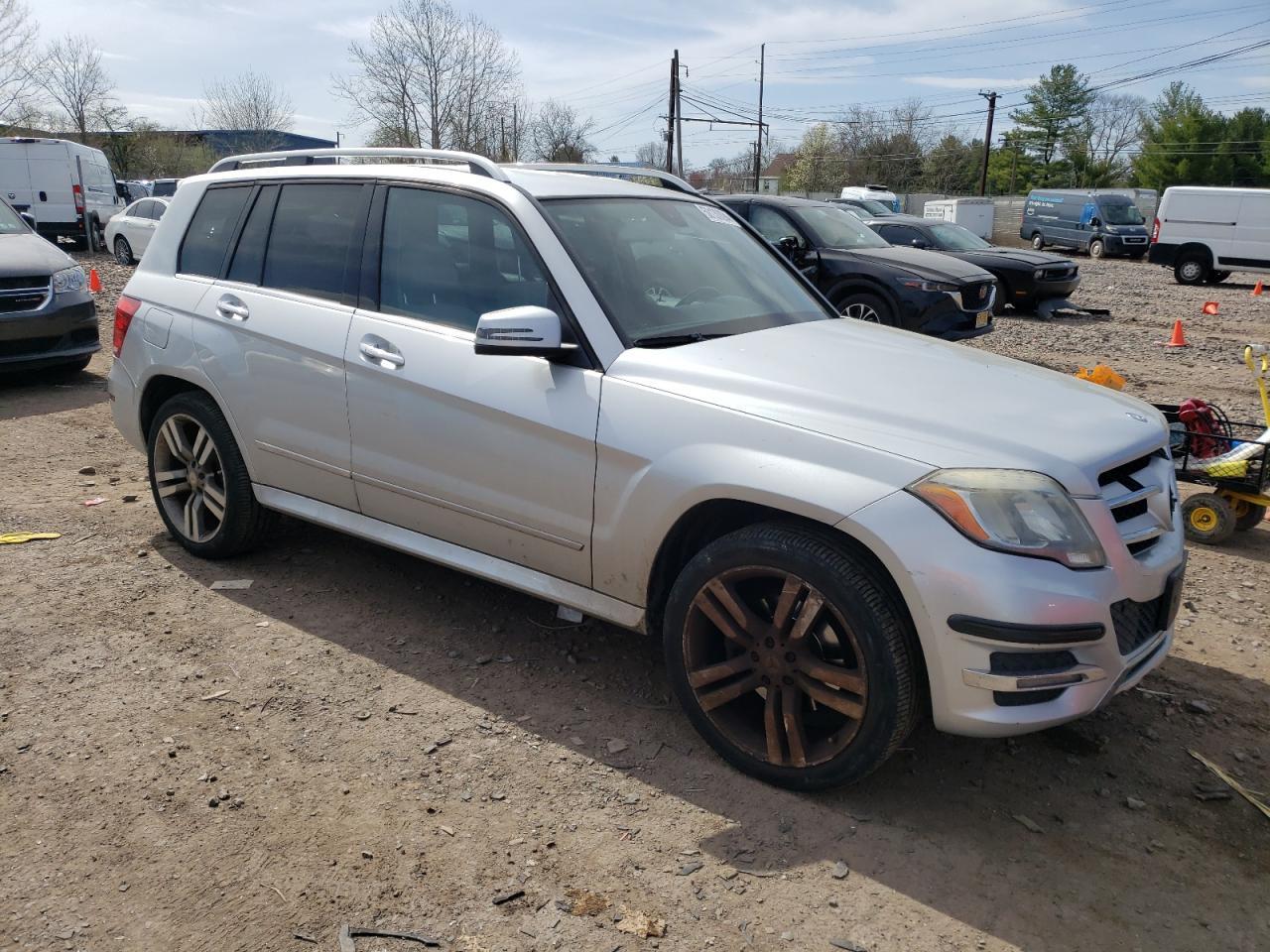 2014 MERCEDES-BENZ GLK 350 - Image 4