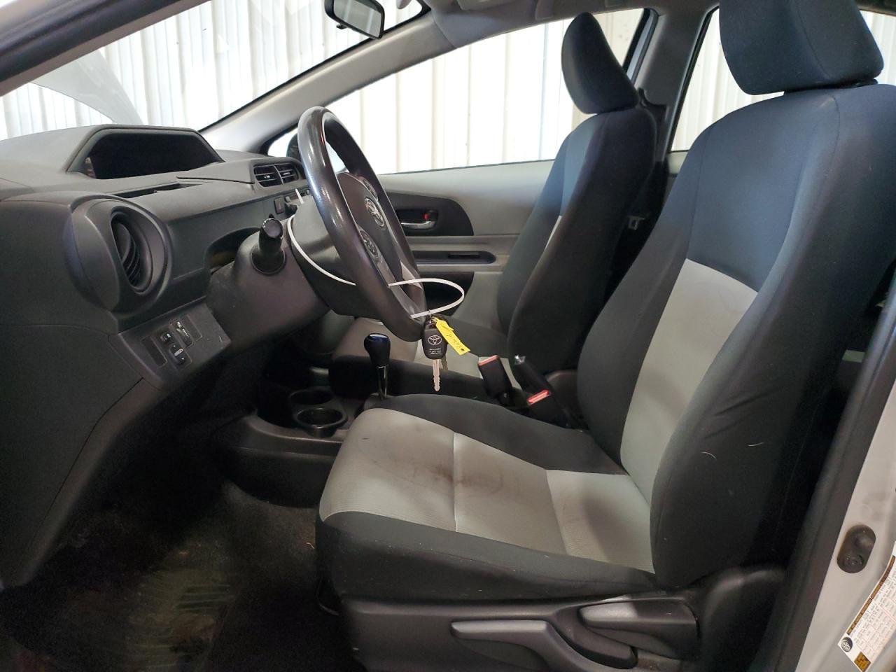 2013 TOYOTA PRIUS C - Image 7