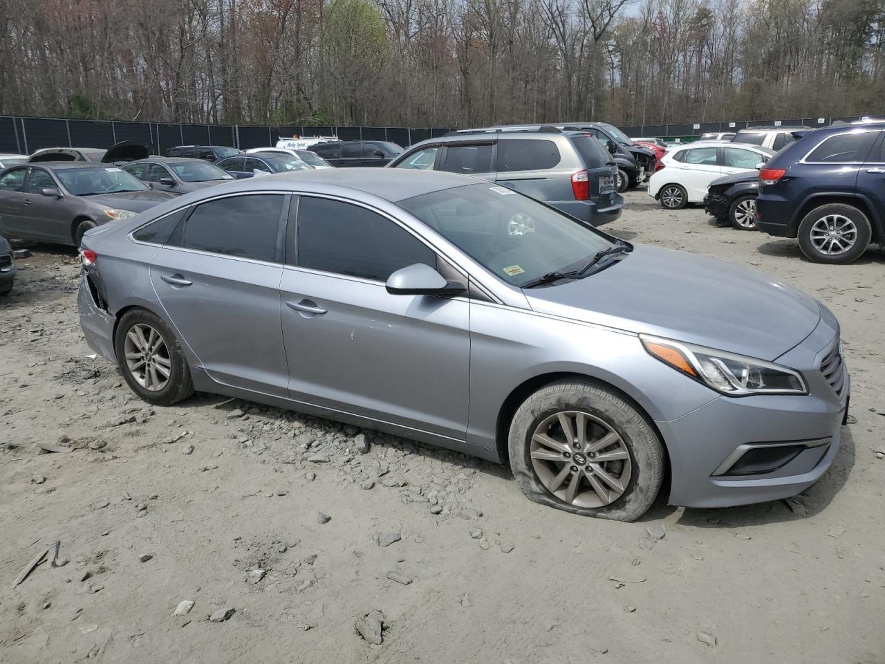2017 HYUNDAI SONATA SE - Фото 4
