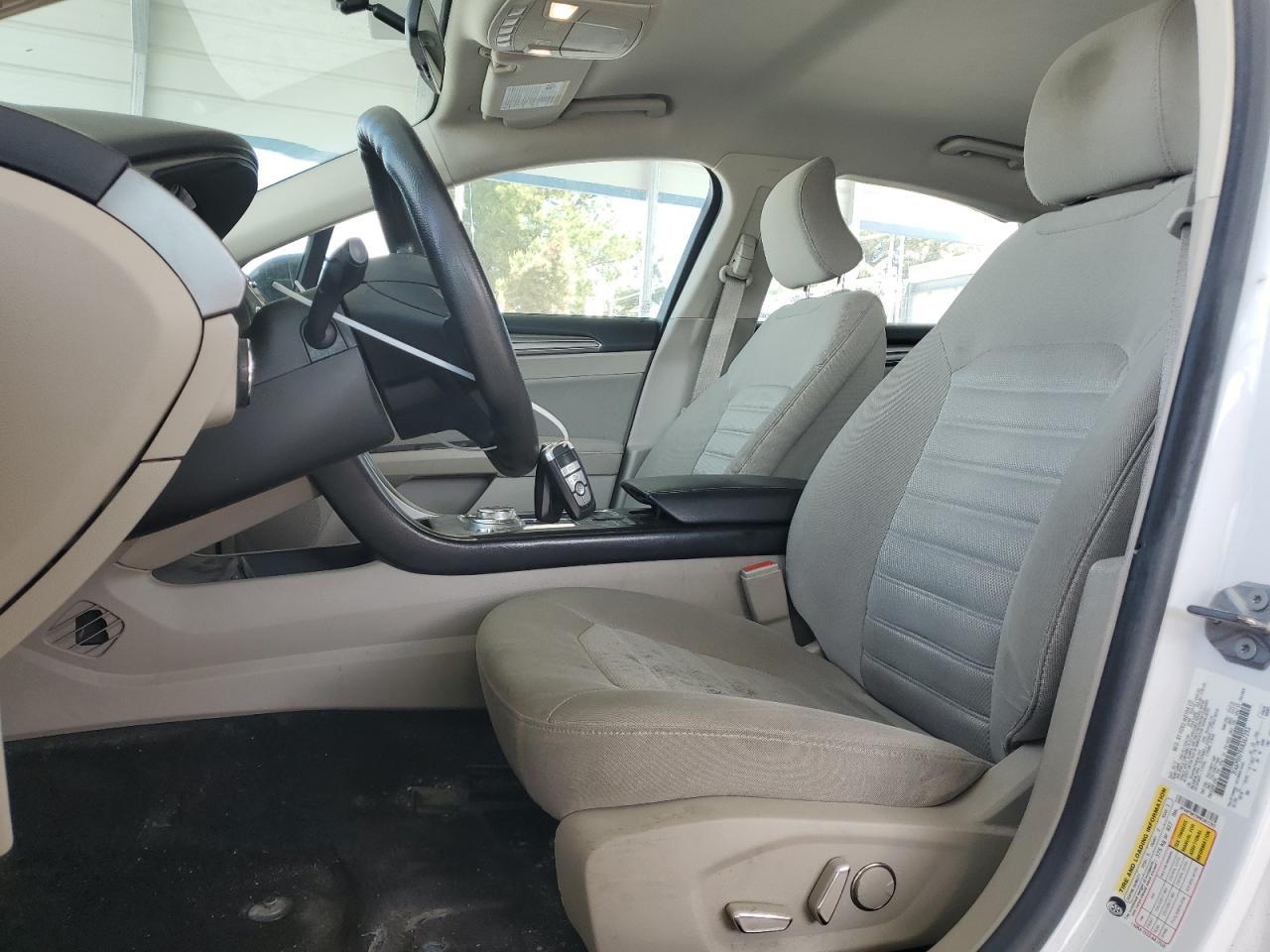 2017 FORD FUSION SE - Фото 7