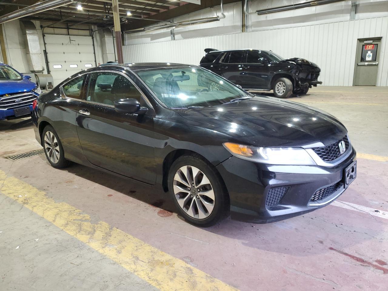 2014 HONDA ACCORD LX- - Image 4