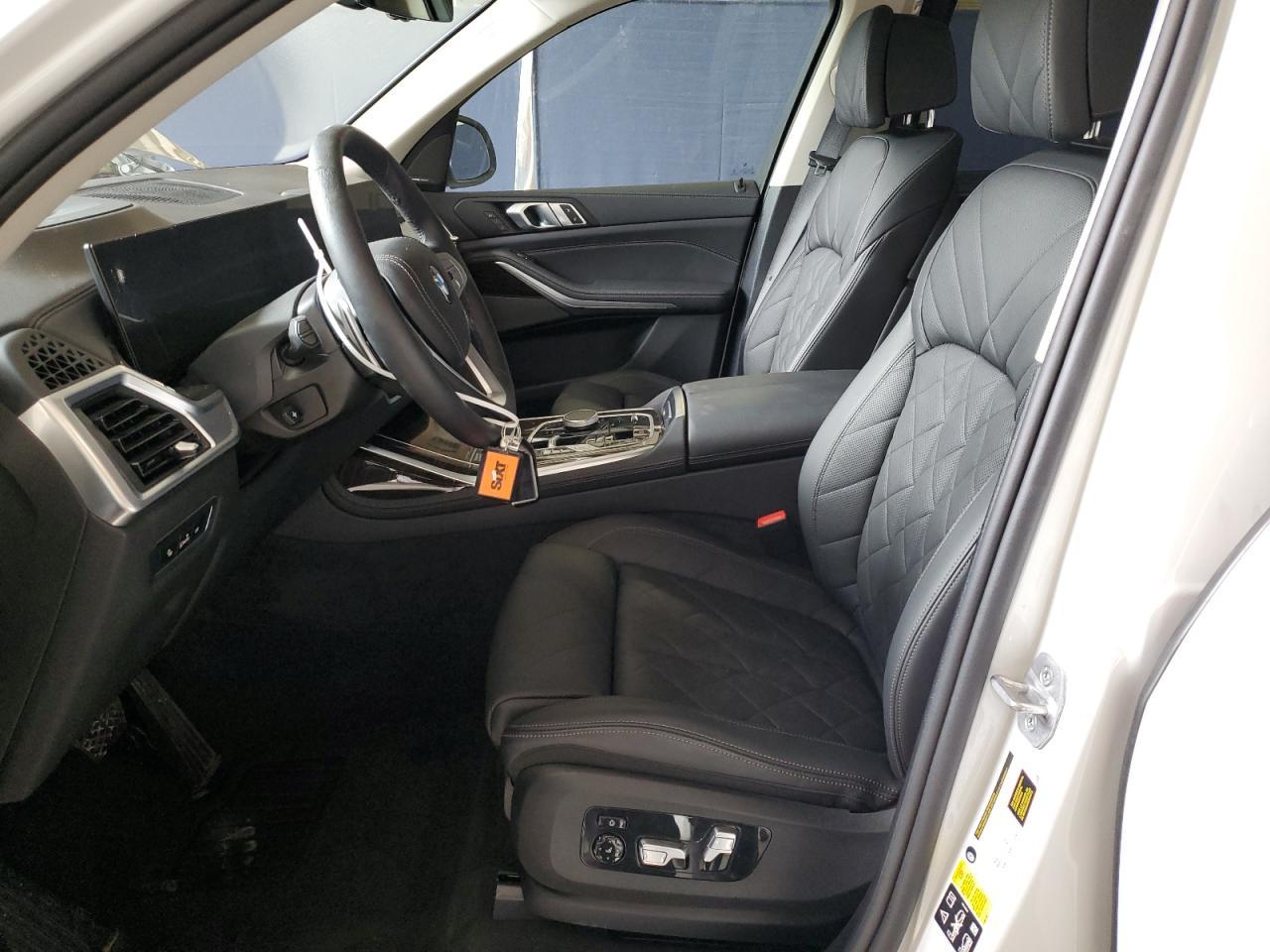 2024 BMW X7 XDRIVE4 - Image 7