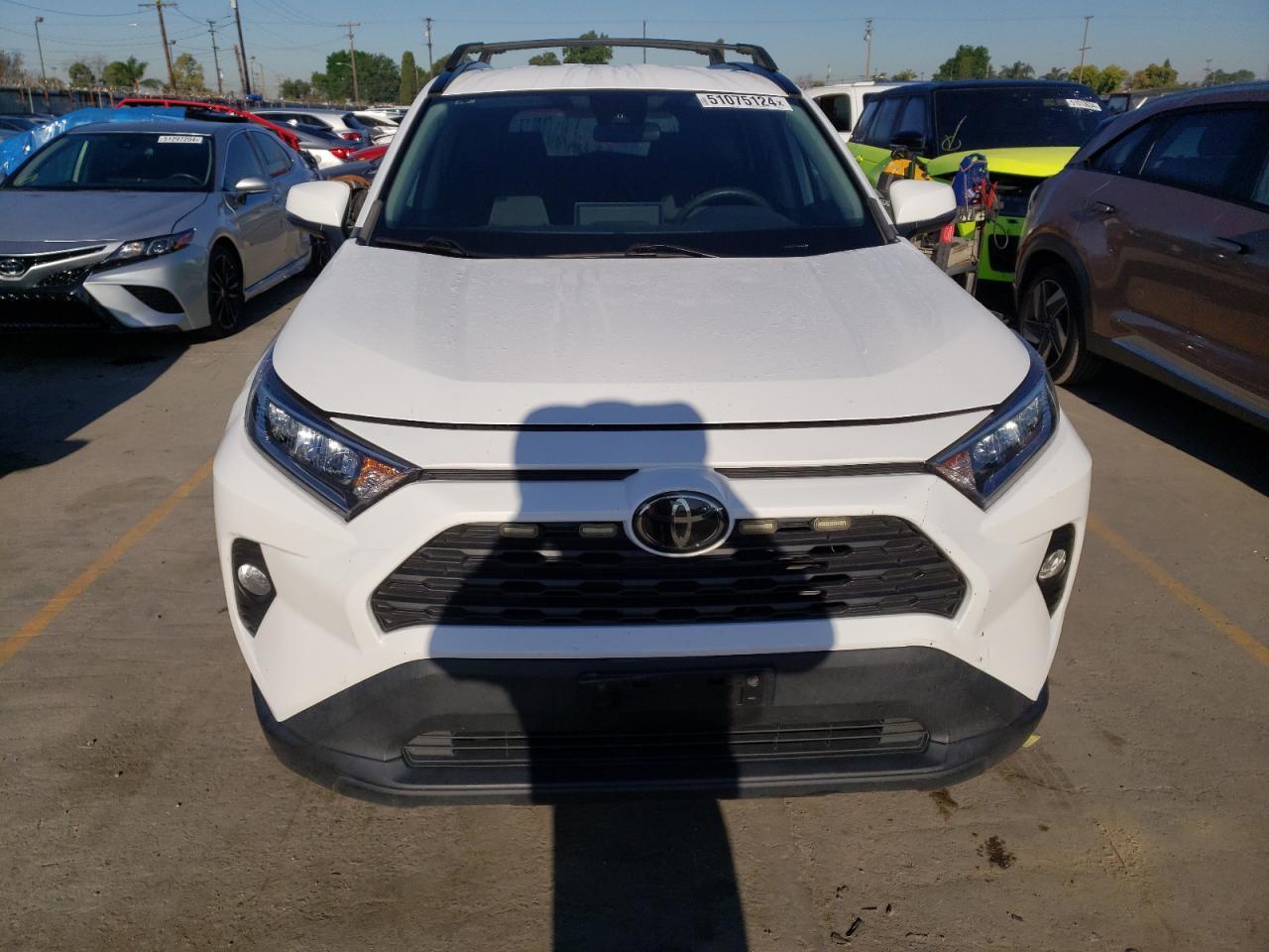 2020 TOYOTA RAV4 XLE - Image 5