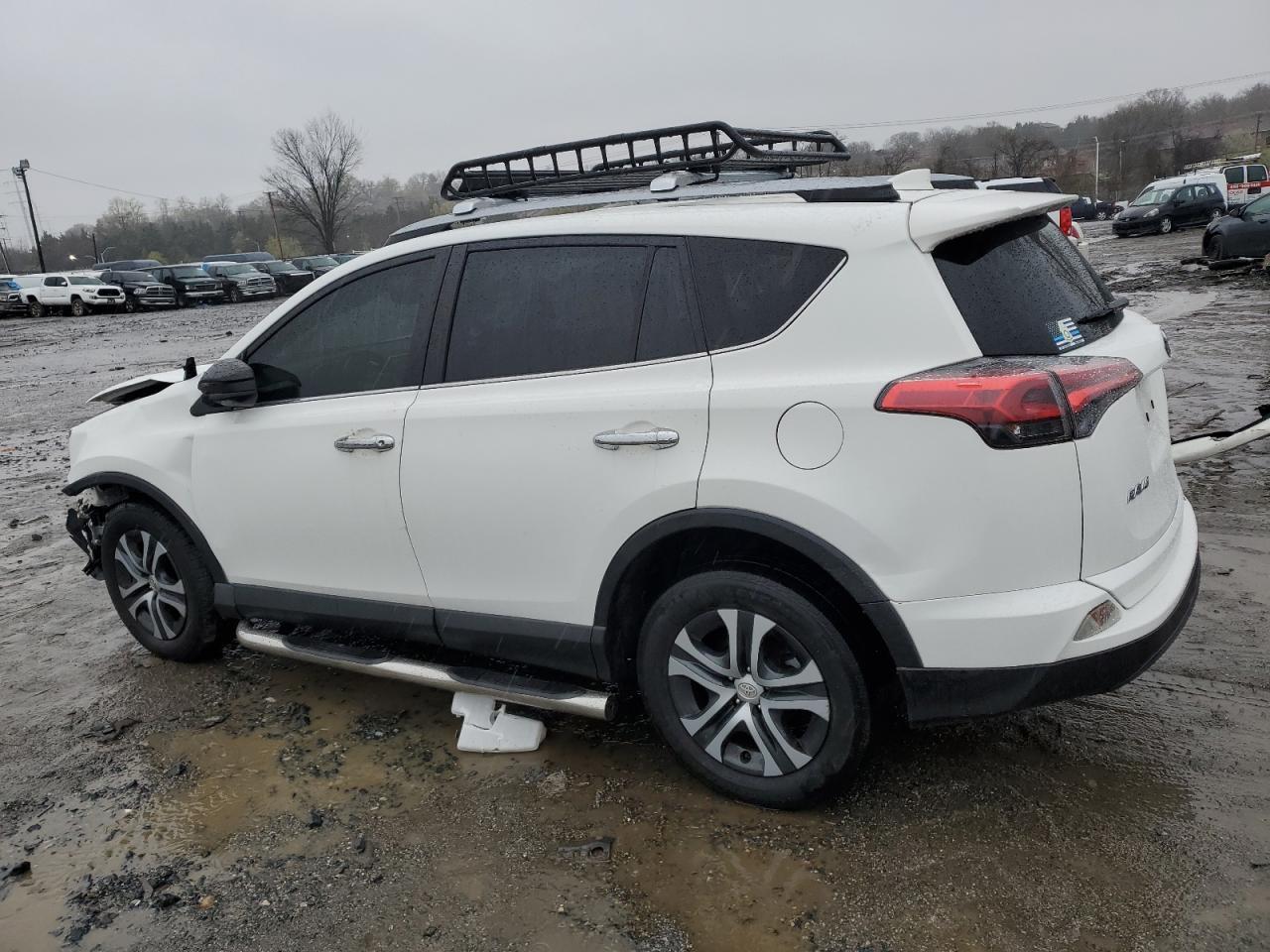 2018 TOYOTA RAV4 LE - Image 2