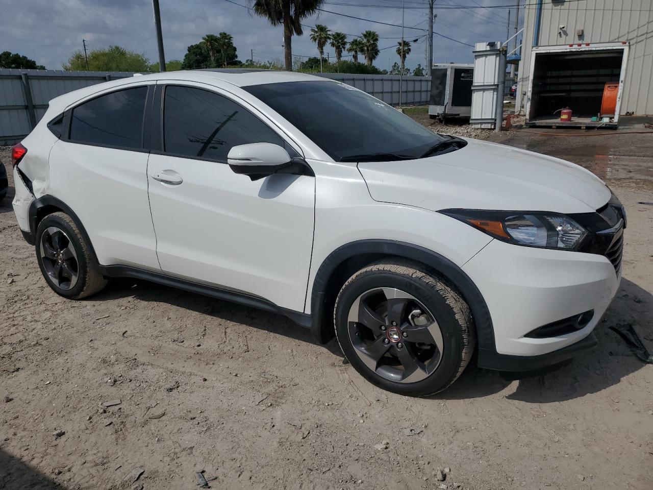2018 HONDA HR-V EX - Image 4