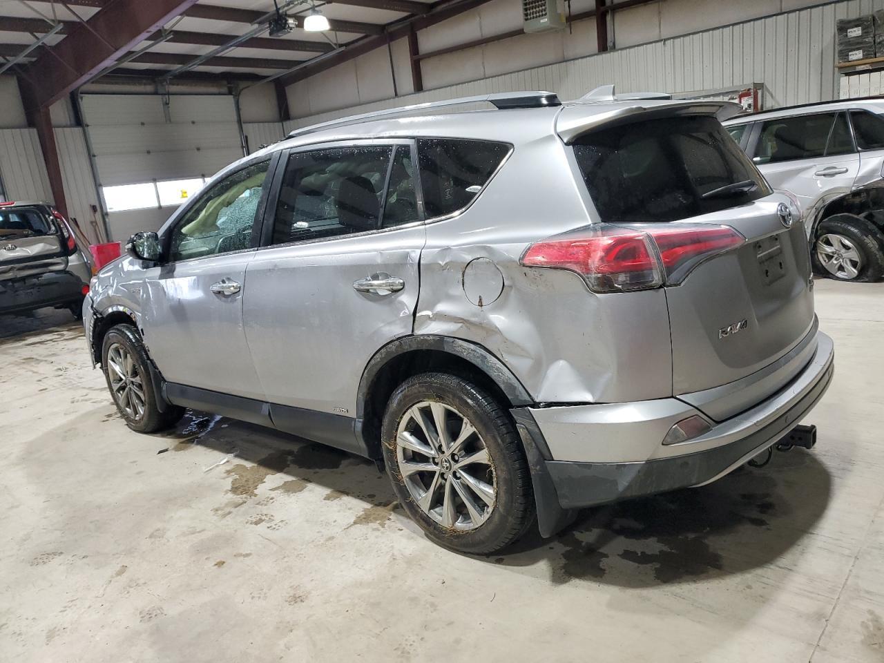 2017 TOYOTA RAV4 HV LI - Фото 2