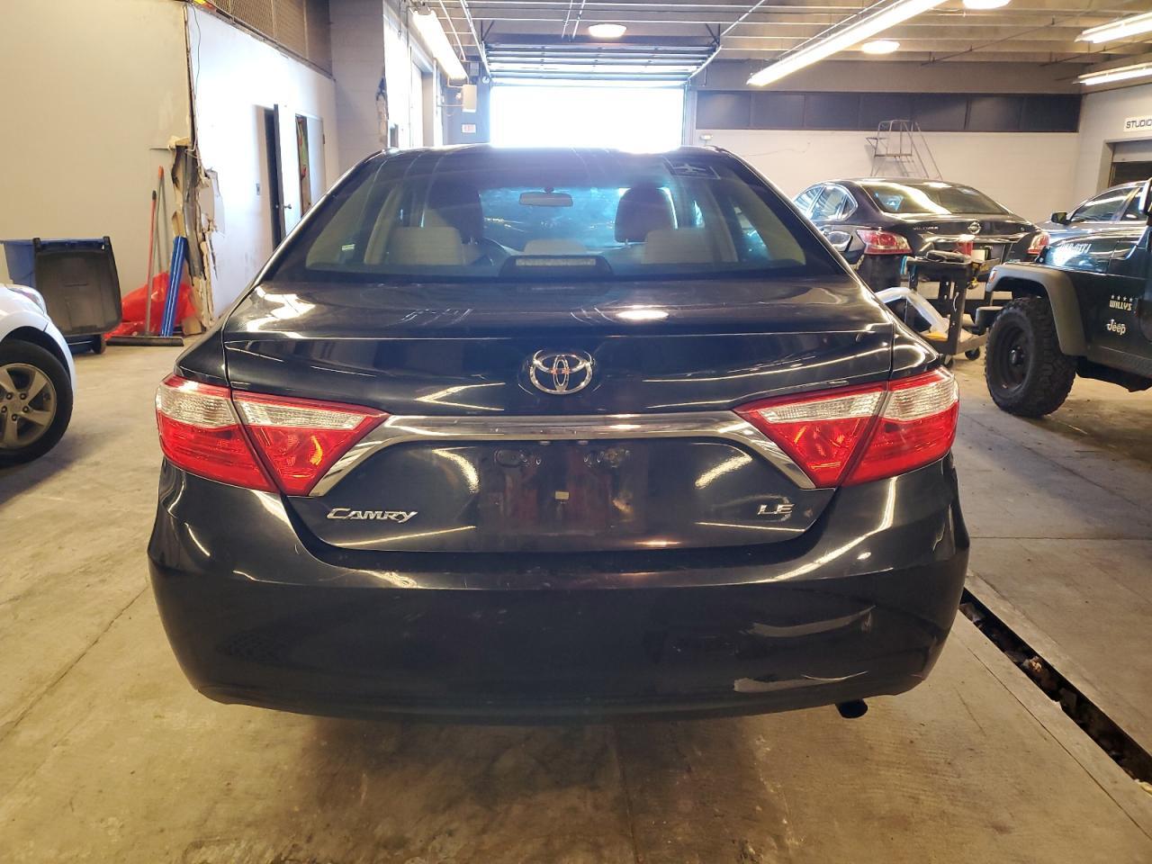 2016 TOYOTA CAMRY LE - Image 6