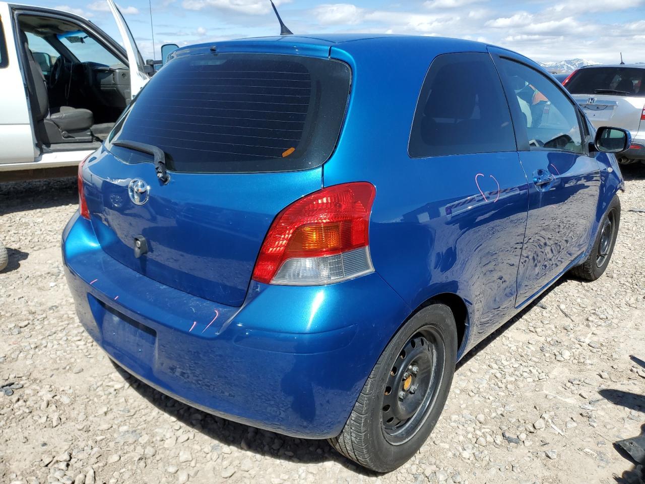 2011 TOYOTA YARIS - Image 3