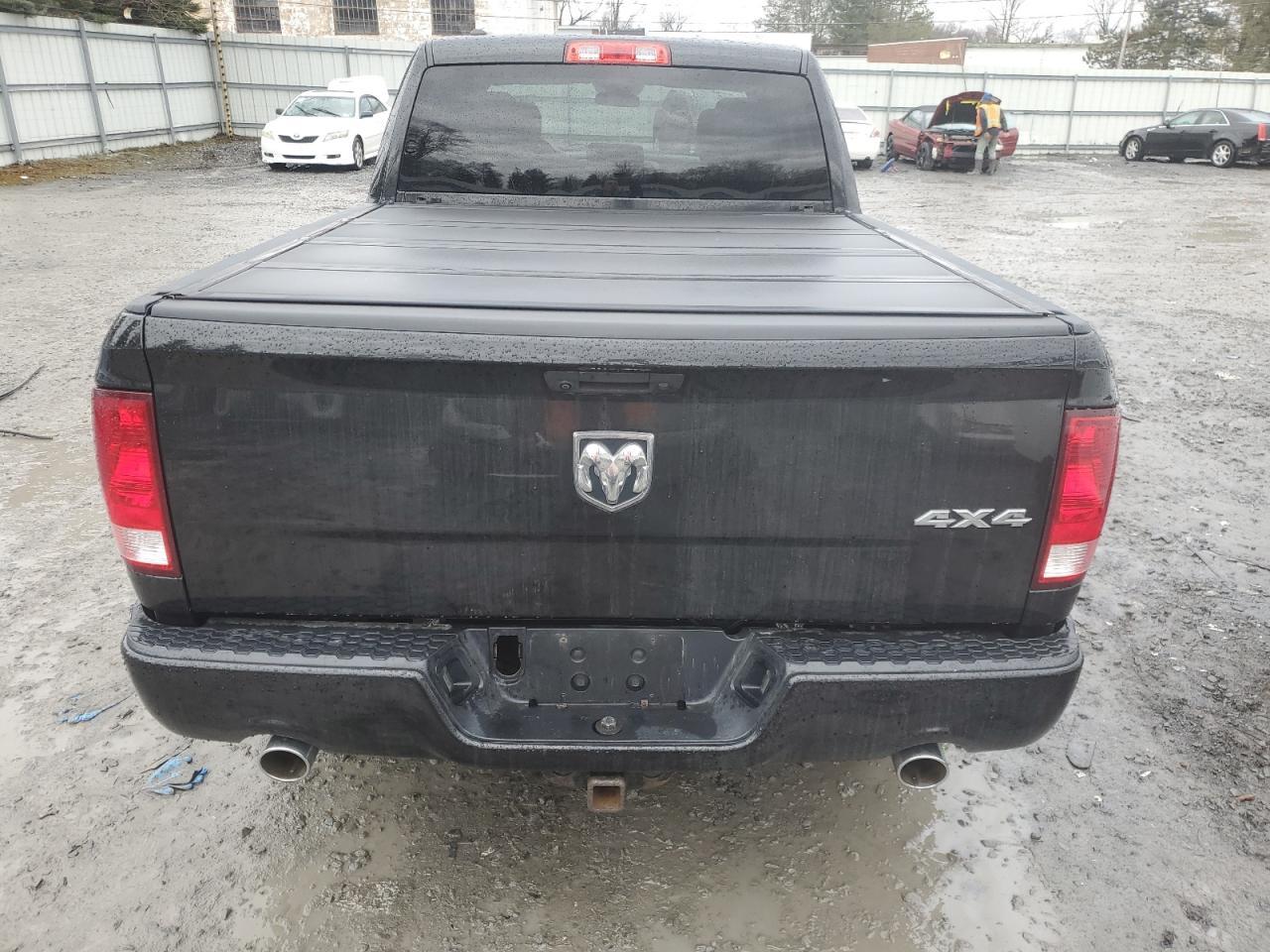 2018 RAM 1500 ST - Image 6