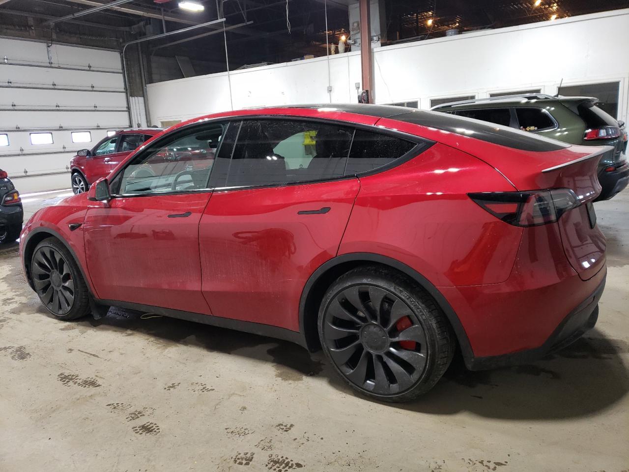 2023 TESLA MODEL Y - Image 2