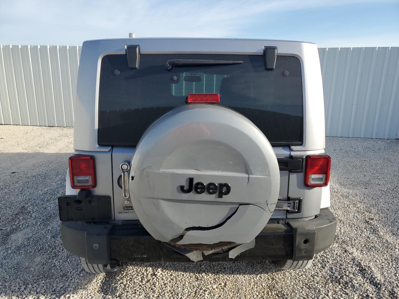 2014 JEEP WRANGLER U - Image 6