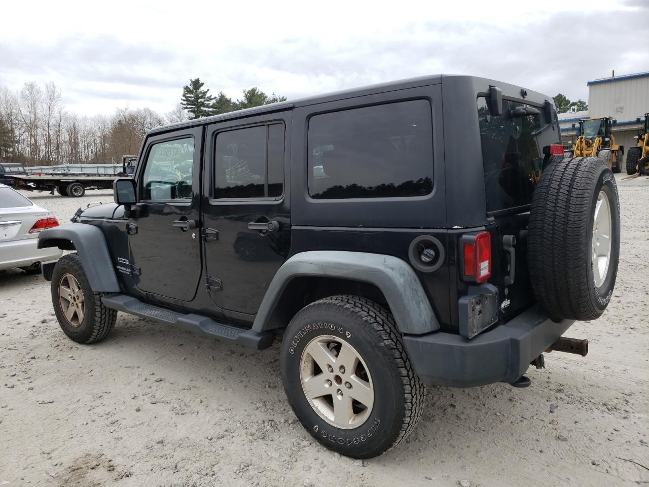 2012 JEEP WRANGLER U - Image 2